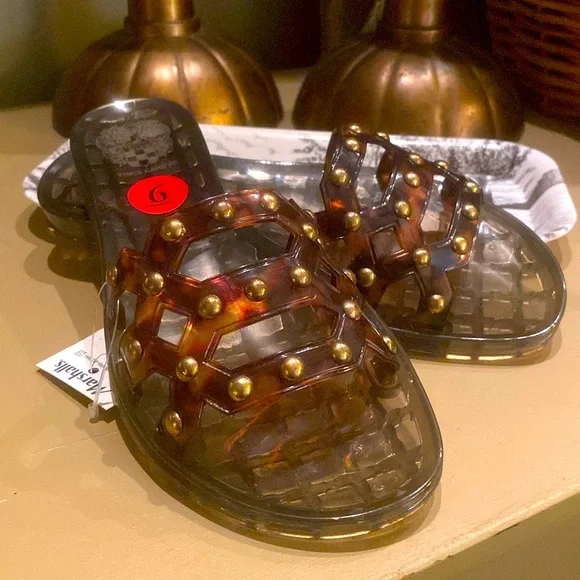 SALE $15 - NWTO Vince Caputo tortoiseshell jelly slides - Size 6 - Picture 2 of 9